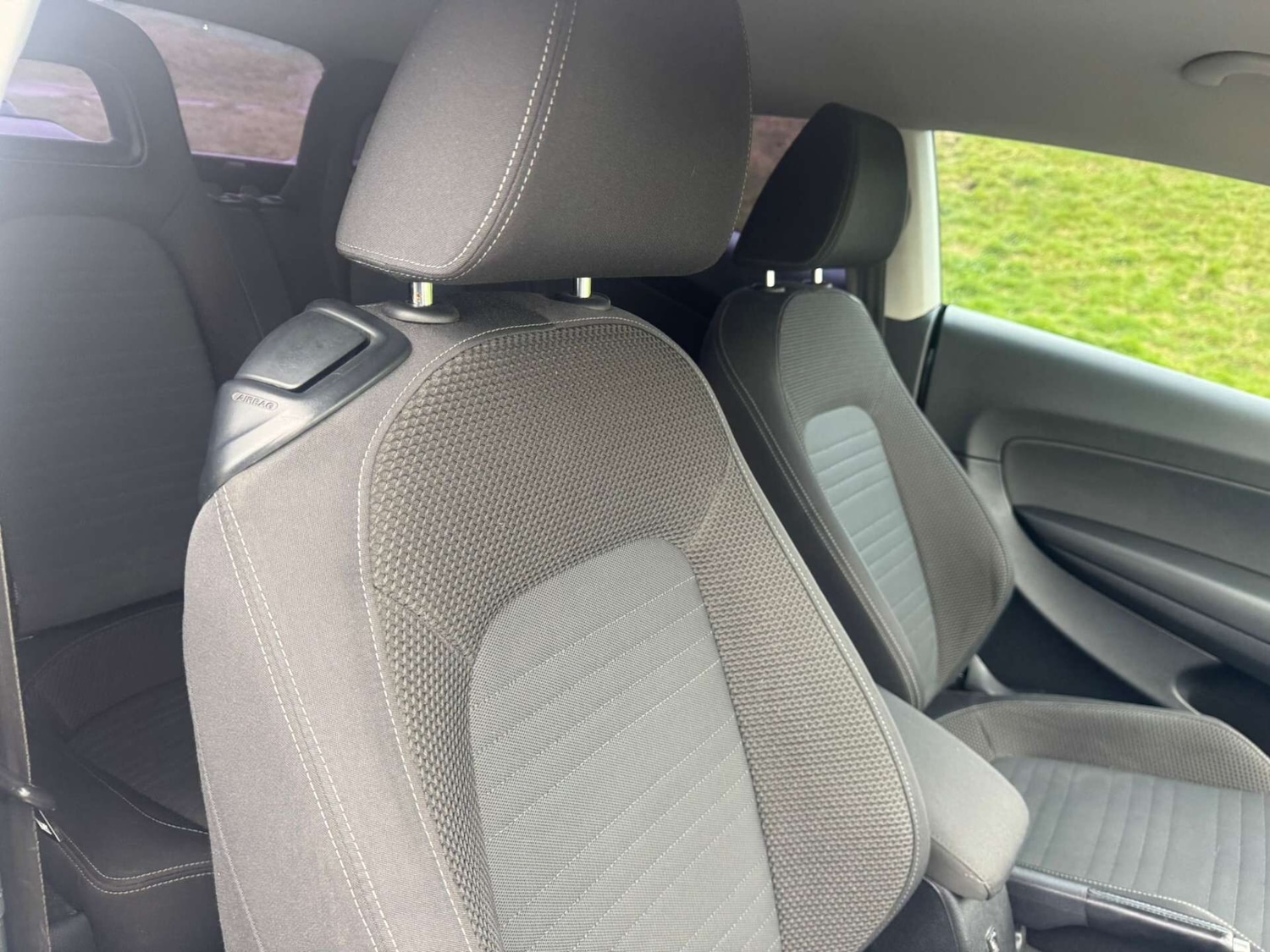 Used Volkswagen Scirocco 2011 for sale - 77985037: Photo 6