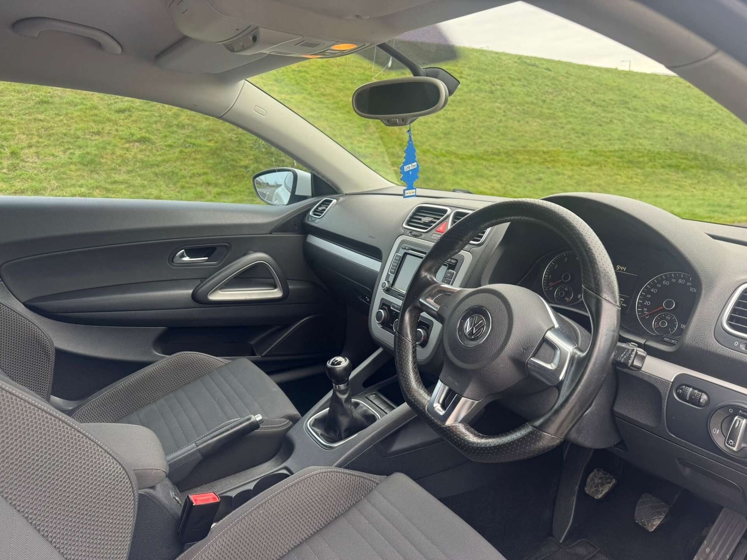 Used Volkswagen Scirocco 2011 for sale - 77985037: Photo 8