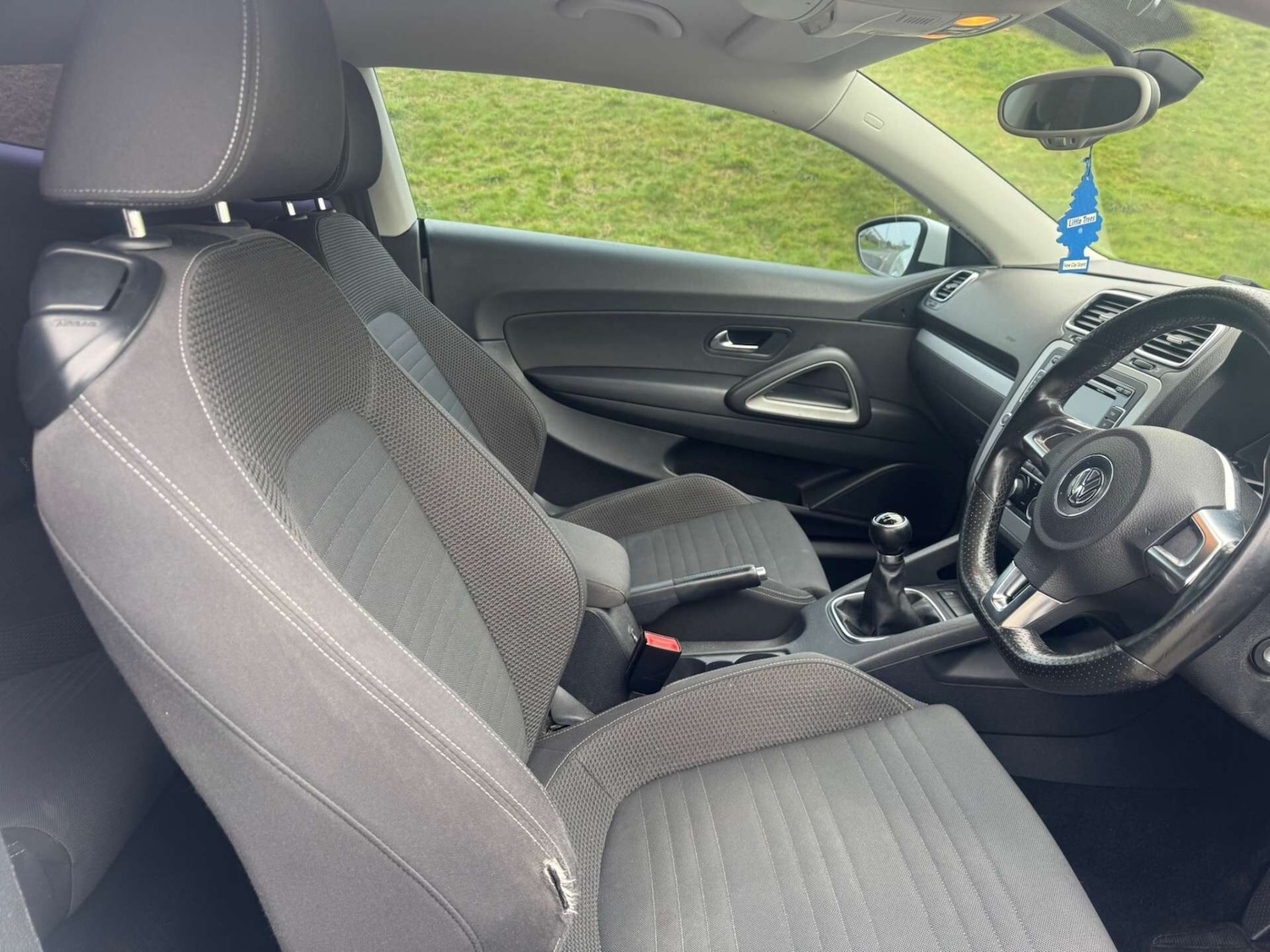 Used Volkswagen Scirocco 2011 for sale - 77985037: Photo 9