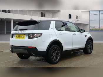 Used Land Rover Discovery Sport 2018 for sale - 75511405: Photo