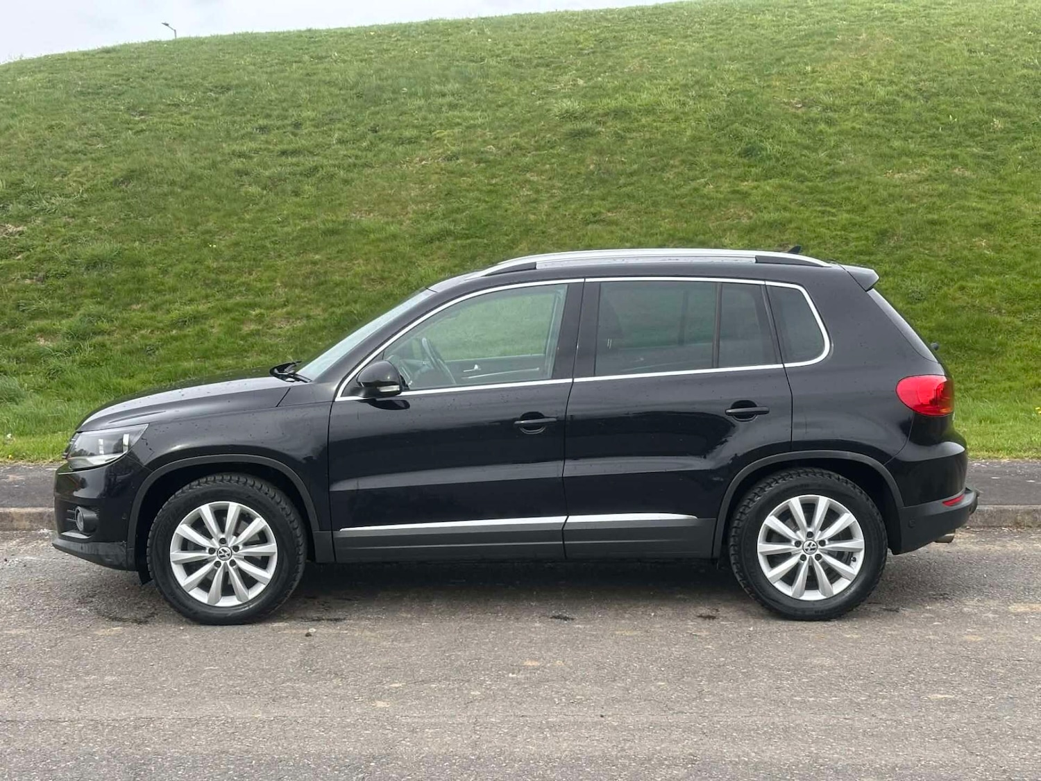 Used Volkswagen Tiguan 2014 for sale - 78210134: Photo 4