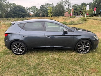 Used SEAT Leon 2019 for sale - 79167621: Photo