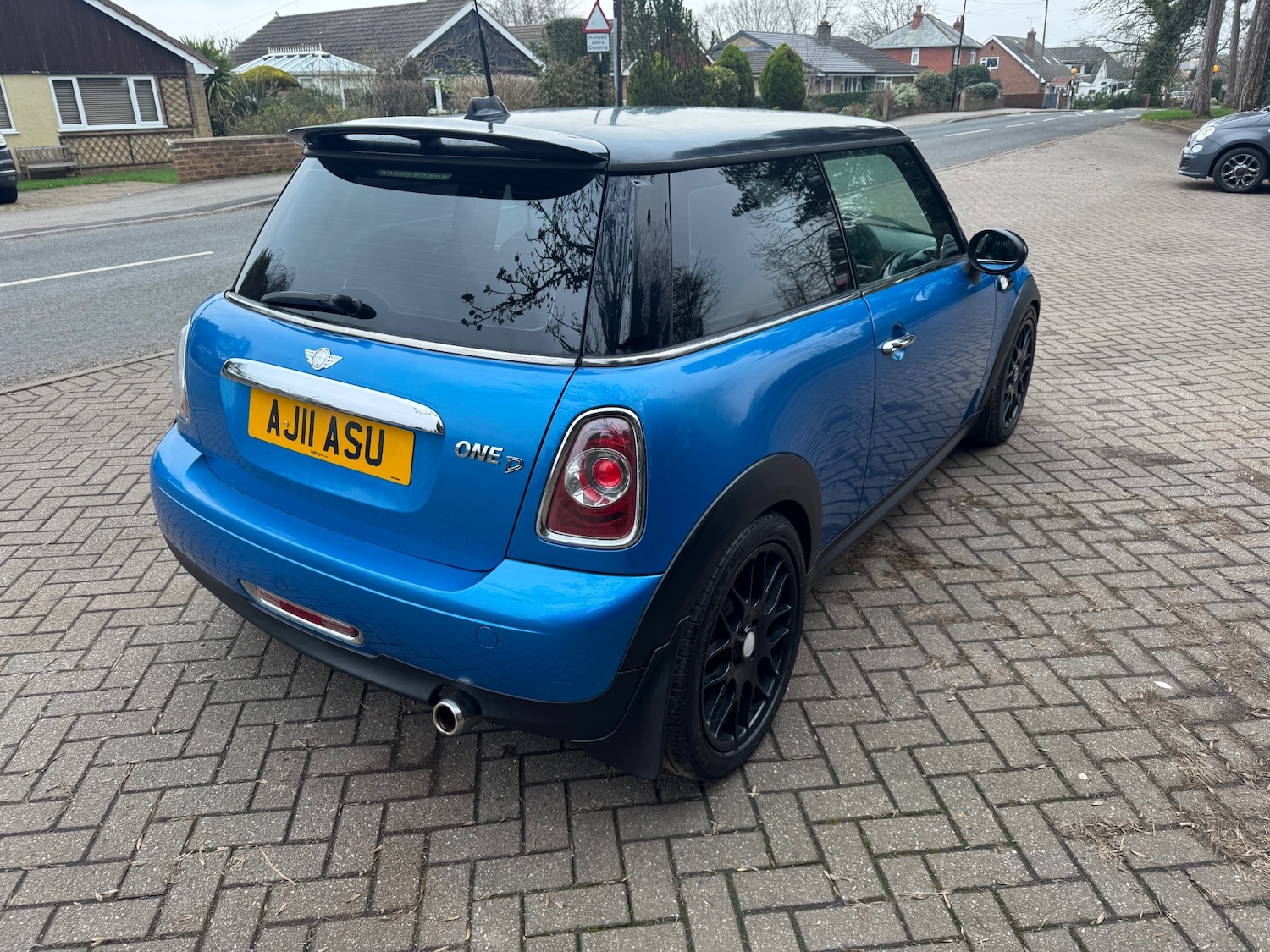 Used MINI Hatch 2011 for sale - 77915480: Photo 3