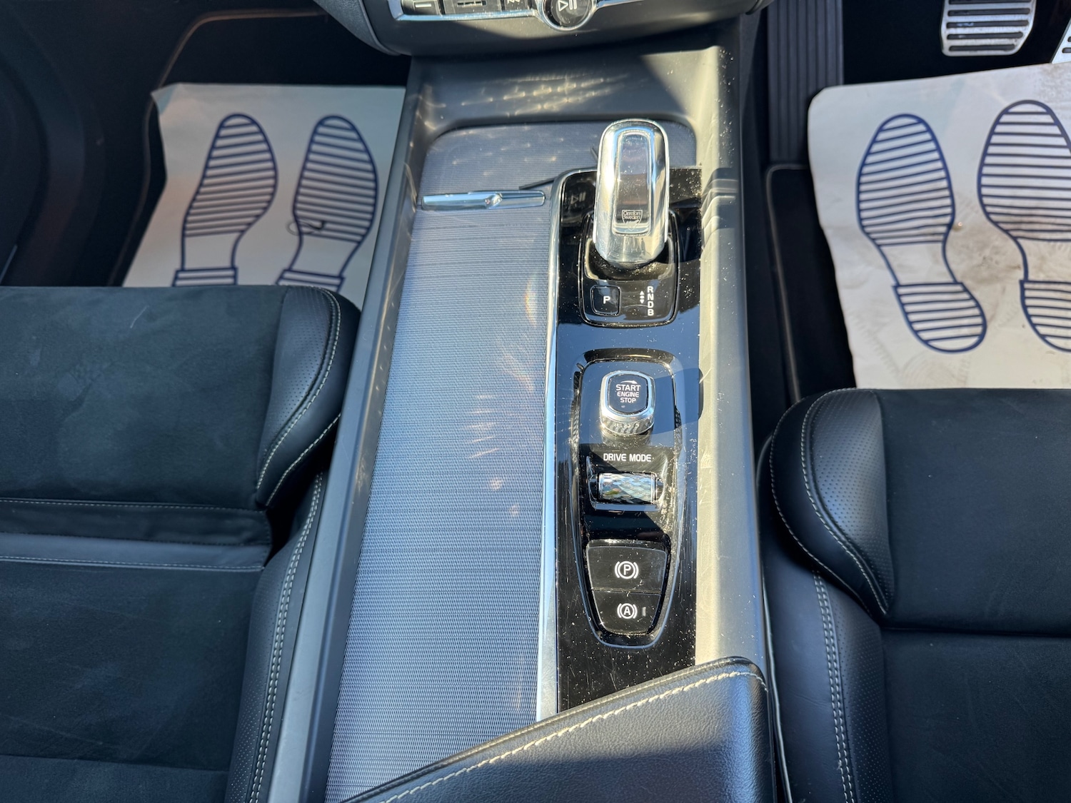 Used Volvo XC60 2018 for sale - 77558357: Photo 15