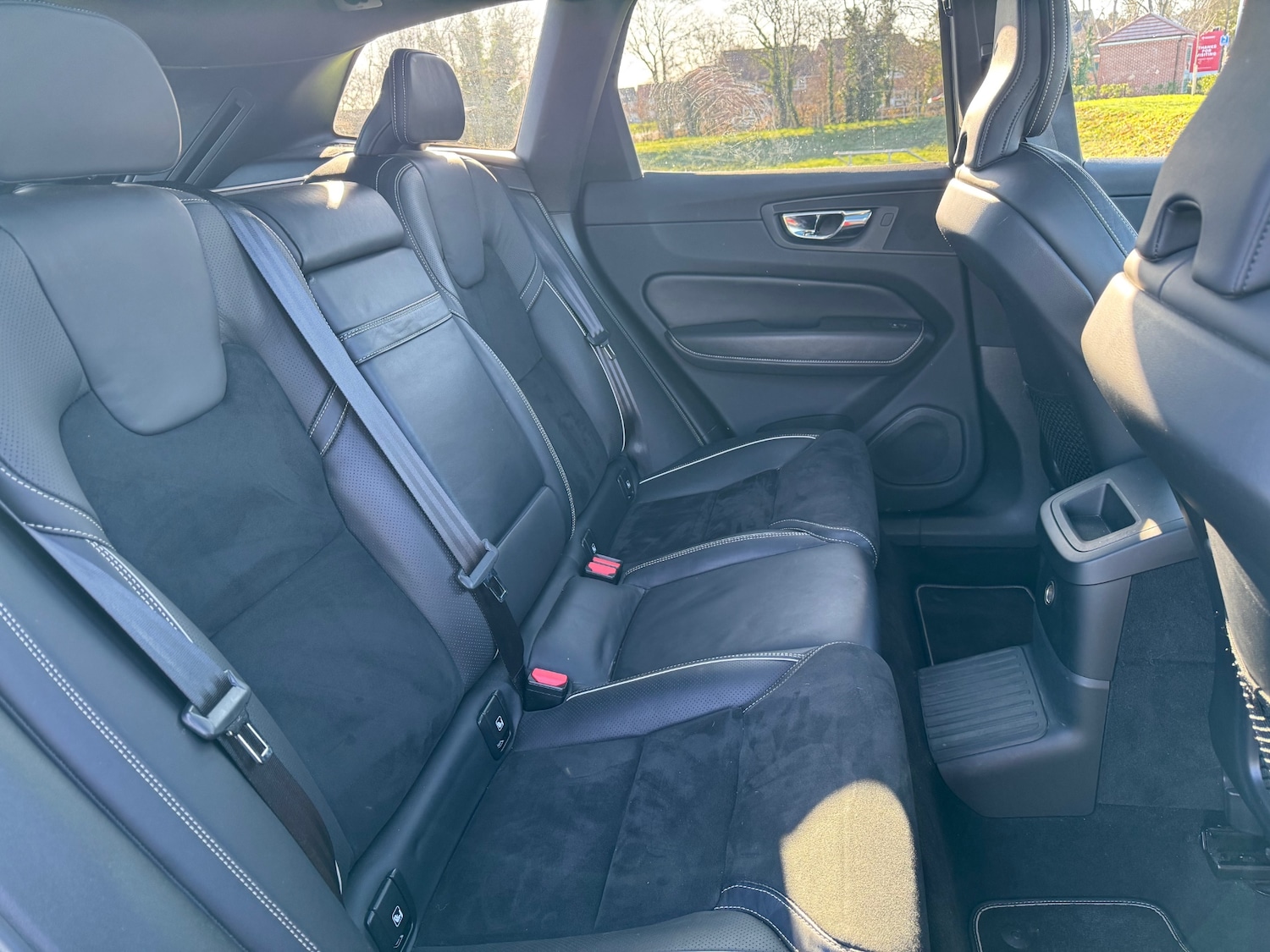 Used Volvo XC60 2018 for sale - 77558357: Photo 17