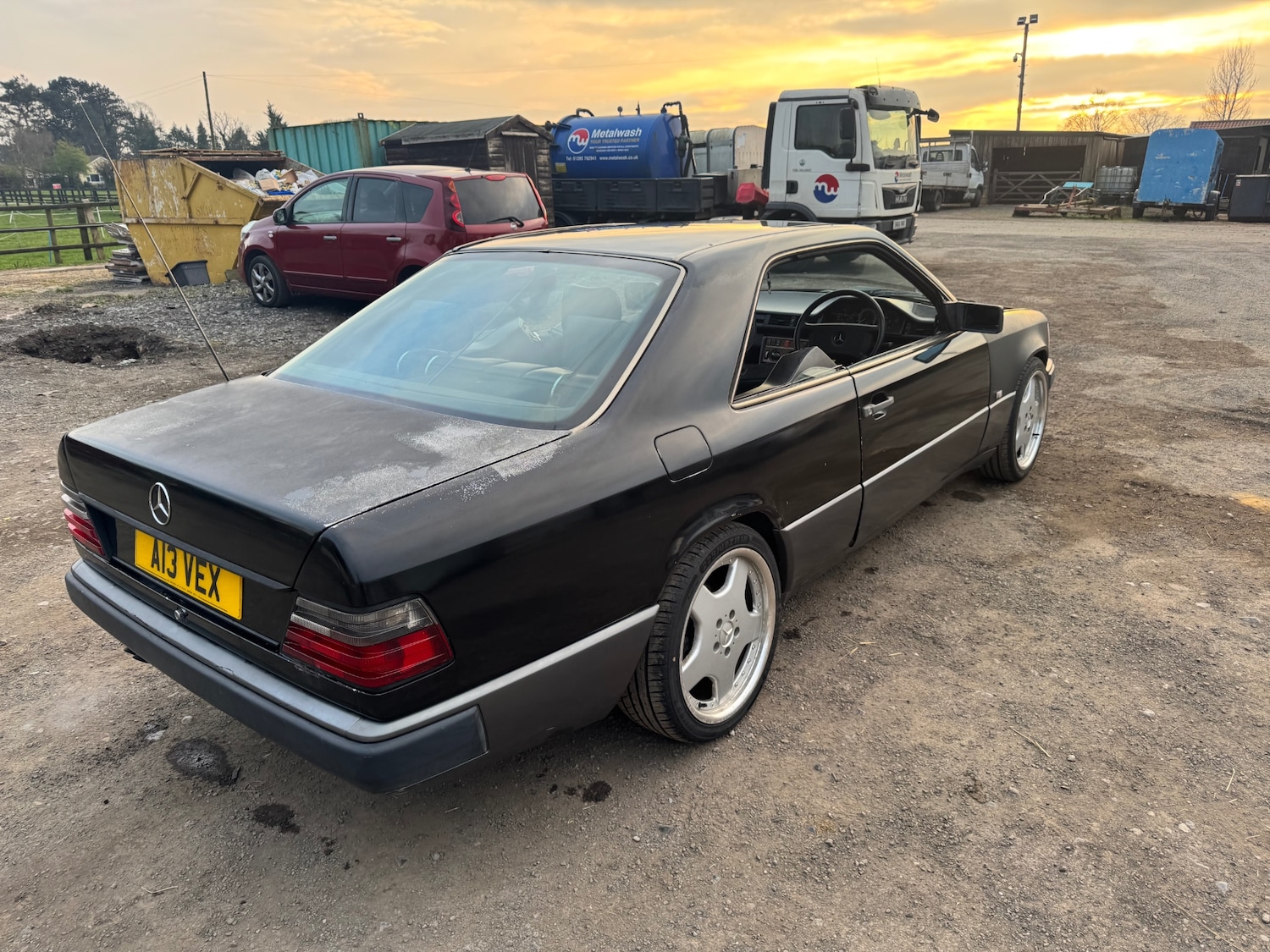 Used Mercedes-Benz C Class 1989 for sale - 78025599: Photo 17