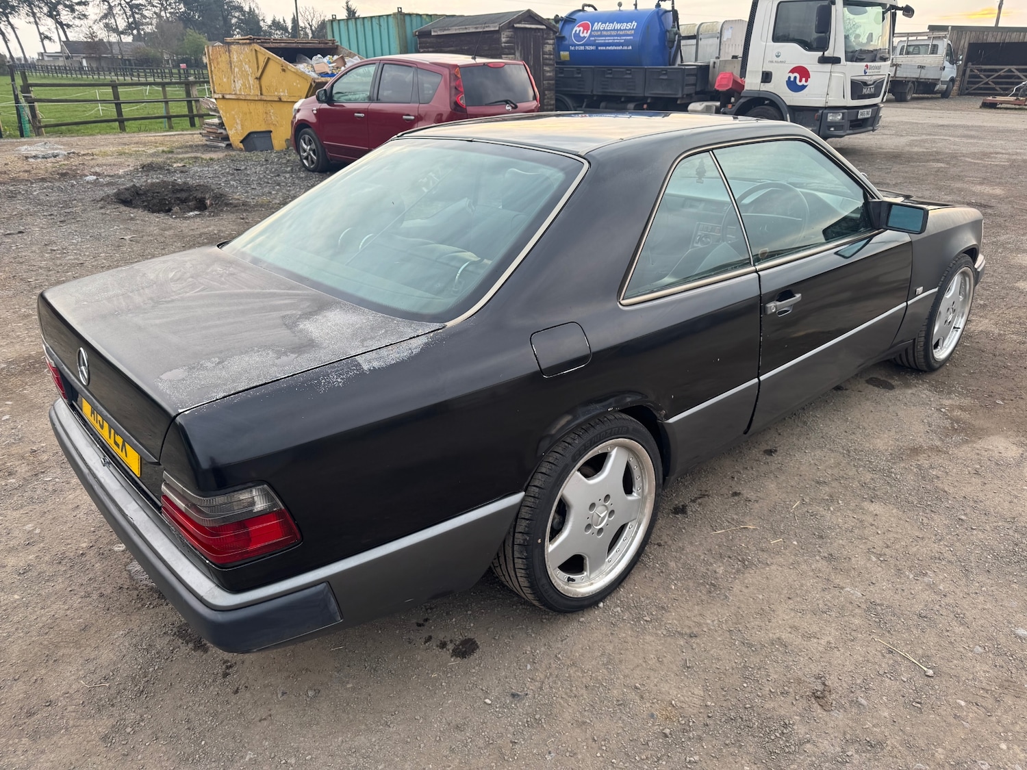 Used Mercedes-Benz C Class 1989 for sale - 78025599: Photo 6
