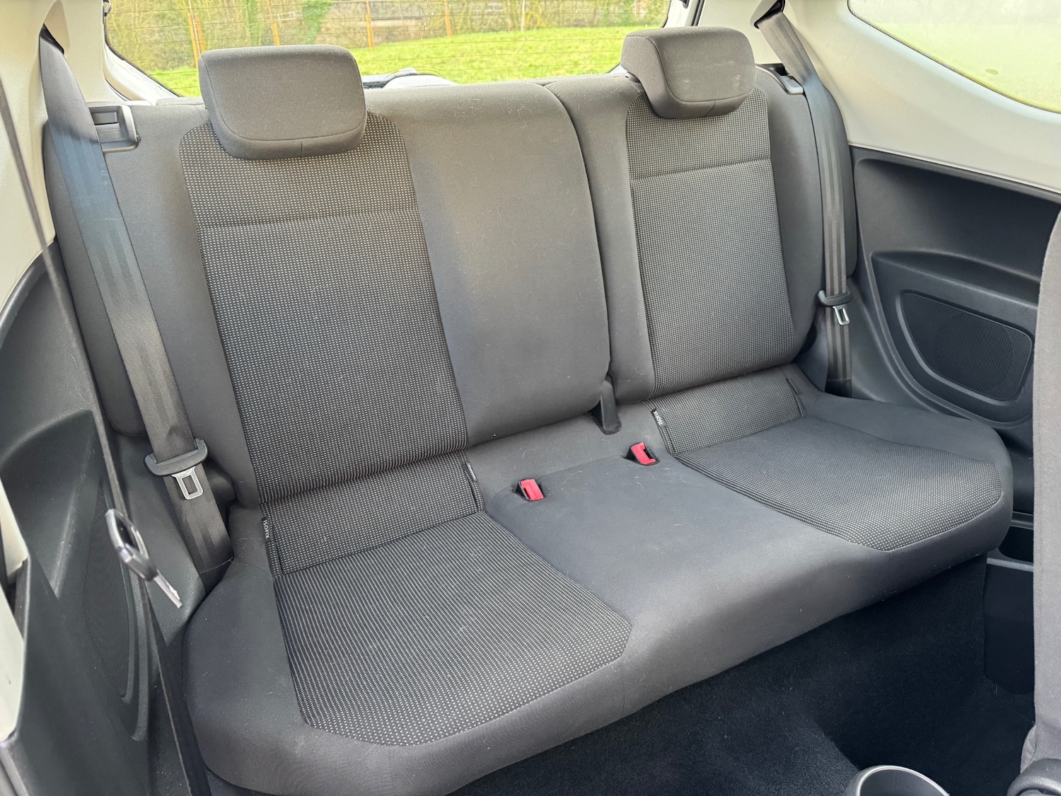 Used Volkswagen up! 2014 for sale - 77704398: Photo 16