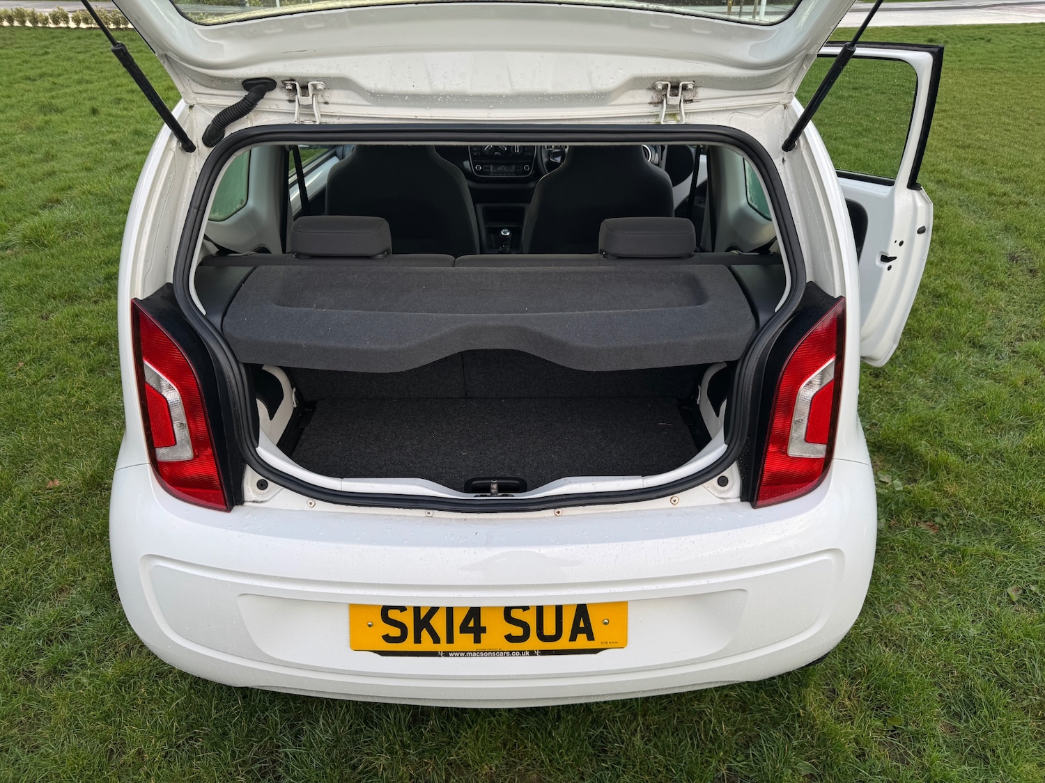 Used Volkswagen up! 2014 for sale - 77704398: Photo 17