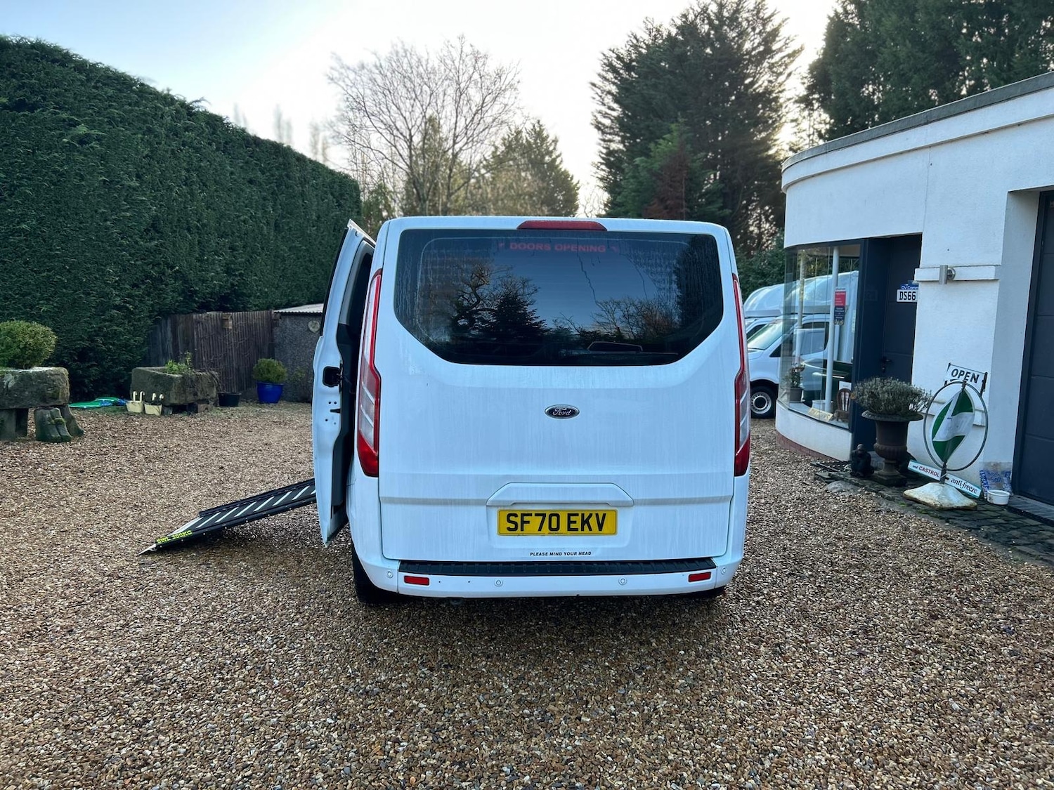 Used Ford Tourneo Custom 2020 for sale - 77001628: Photo 2