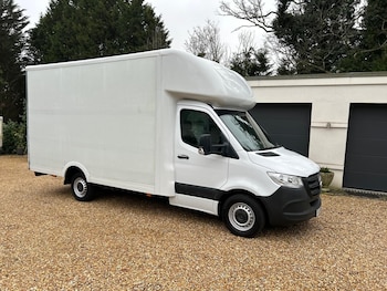 Mercedes-Benz Sprinter feature image