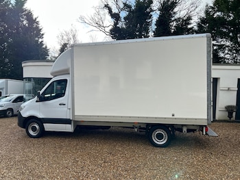 Mercedes-Benz Sprinter feature image