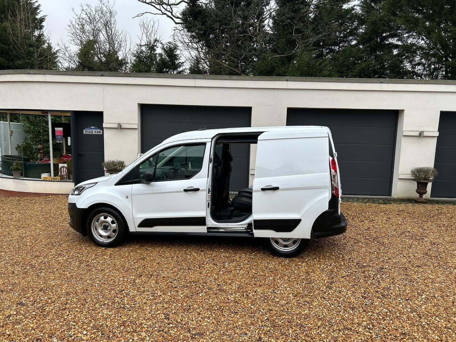 Used Ford Transit Connect 2020 for sale - 77025283: Photo 2