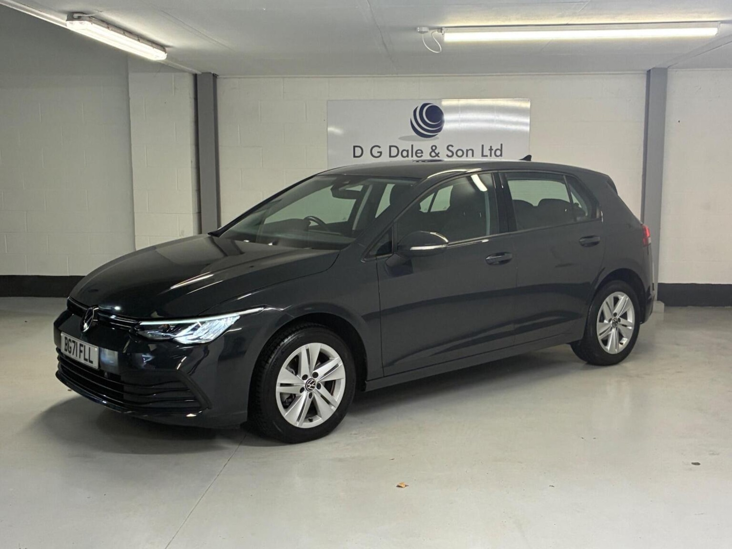 Used Volkswagen Golf 2022 for sale - 76692829: Photo 1