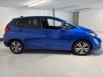 Used Honda Jazz 2018 for sale - 76058144: Photo
