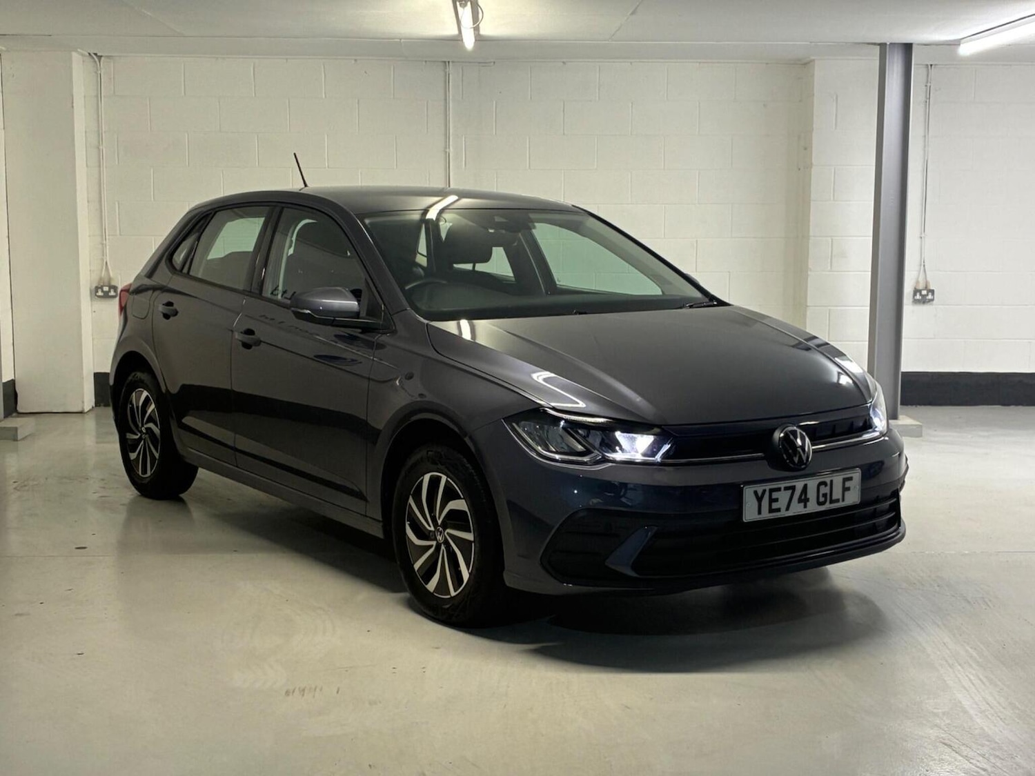 Used Volkswagen Polo 2024 for sale - 76666097: Photo 5