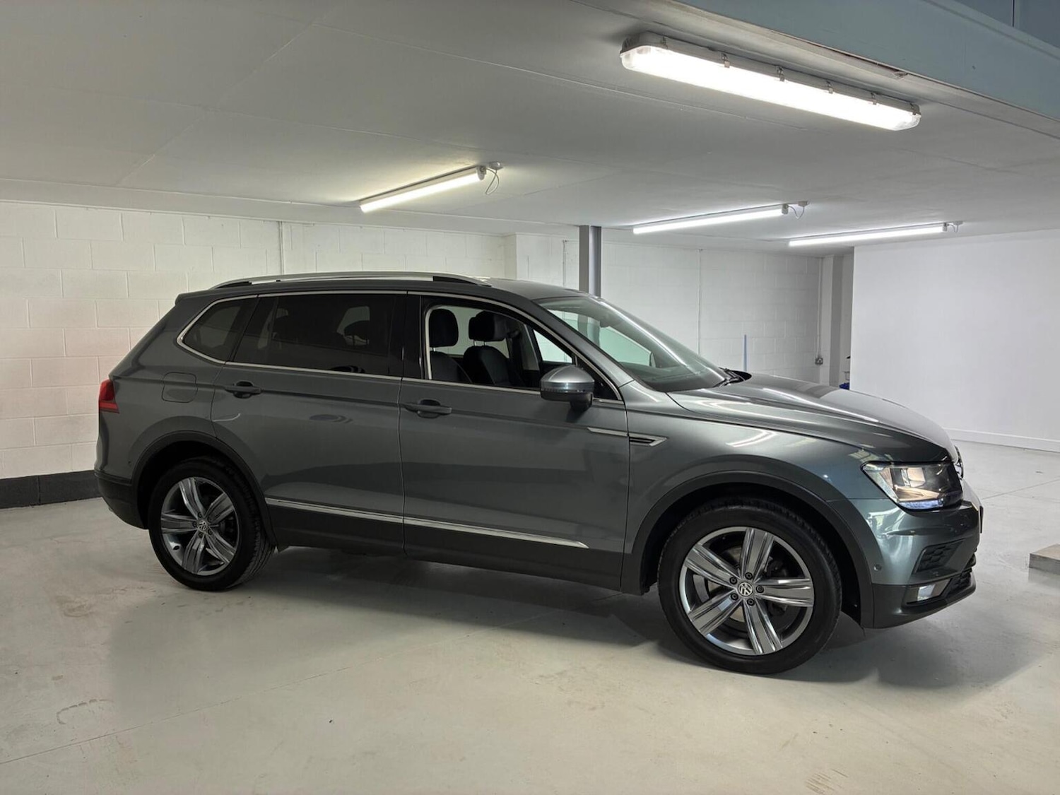 Used Volkswagen Tiguan Allspace 2020 for sale - 76391469: Photo 3