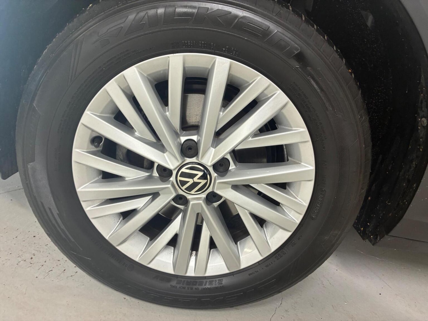 Used Volkswagen T-Roc 2024 for sale - 76521154: Photo 11