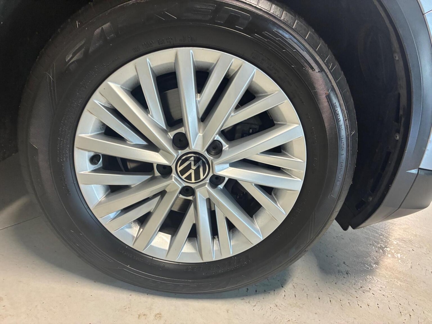 Used Volkswagen T-Roc 2024 for sale - 76521154: Photo 8