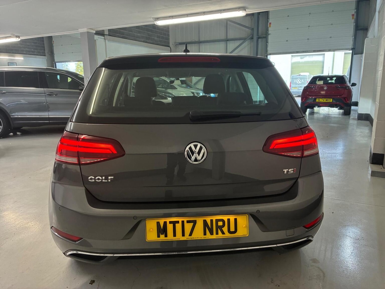 Used Volkswagen Golf 2017 for sale - 76521093: Photo 5