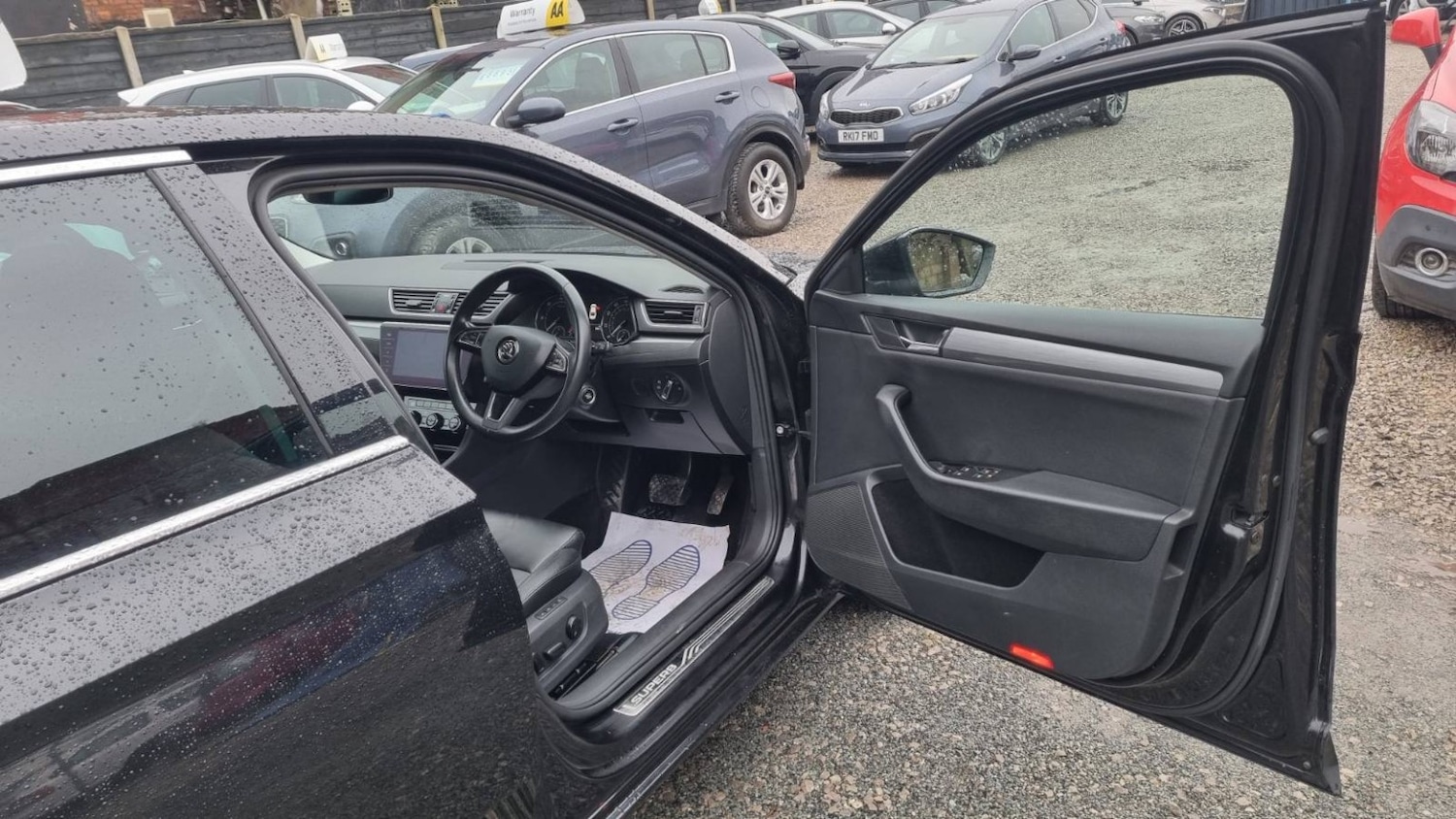 Used Skoda Superb 2019 for sale - 78077829: Photo 32