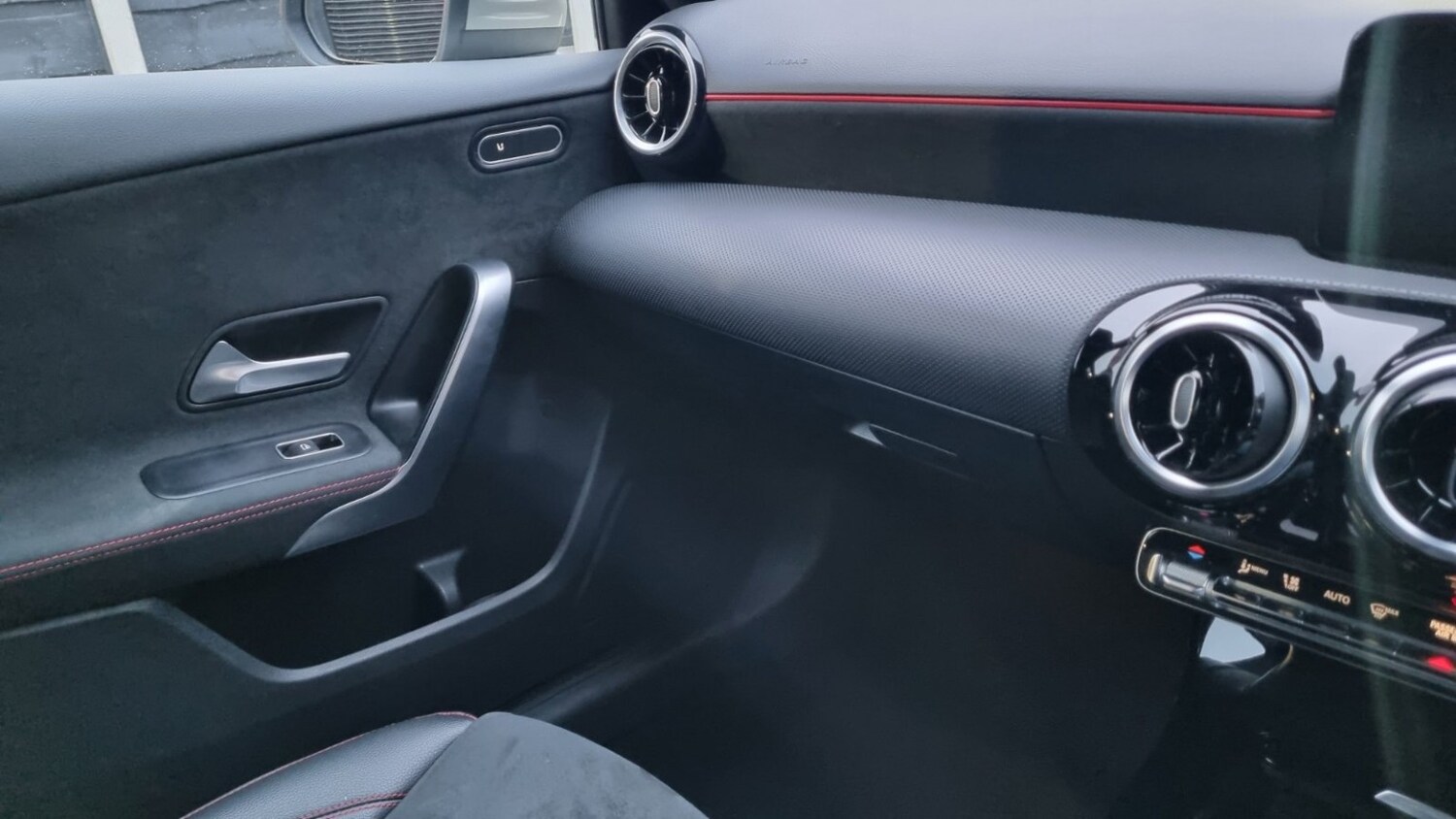 Used Mercedes-Benz A-Class 2020 for sale - 77363566: Photo 35