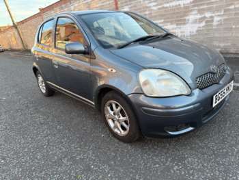 Used Toyota Yaris 2005 for sale - 75202736: Photo