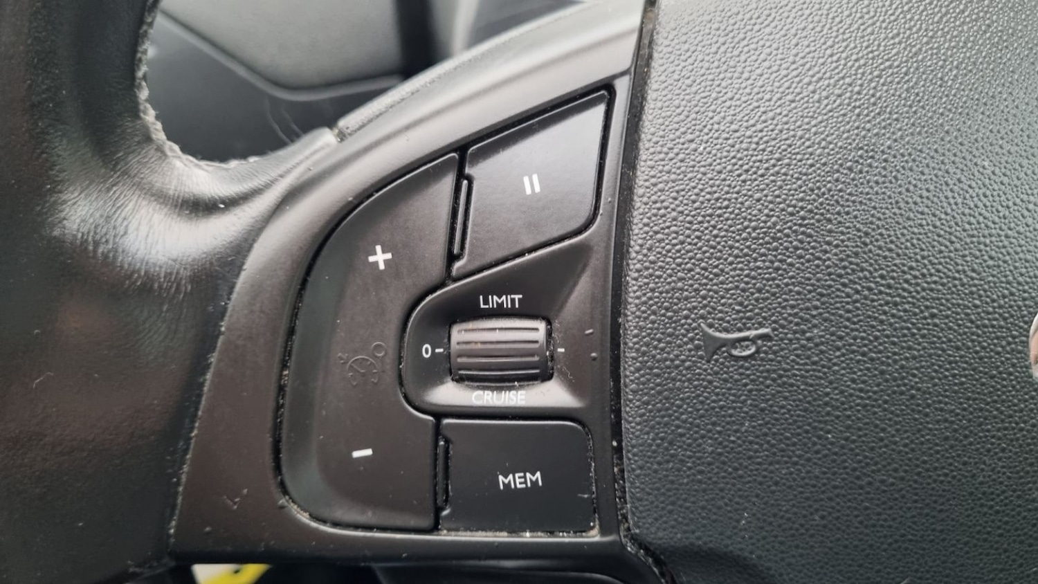 Used Citroen C4 Grand Picasso 2015 for sale - 77008070: Photo 35