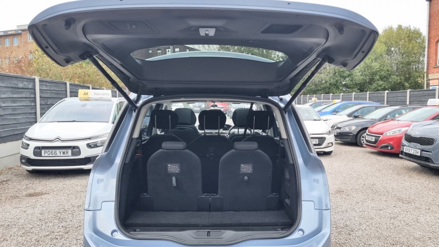 Used Citroen C4 Grand Picasso 2015 for sale - 77008070: Photo 85