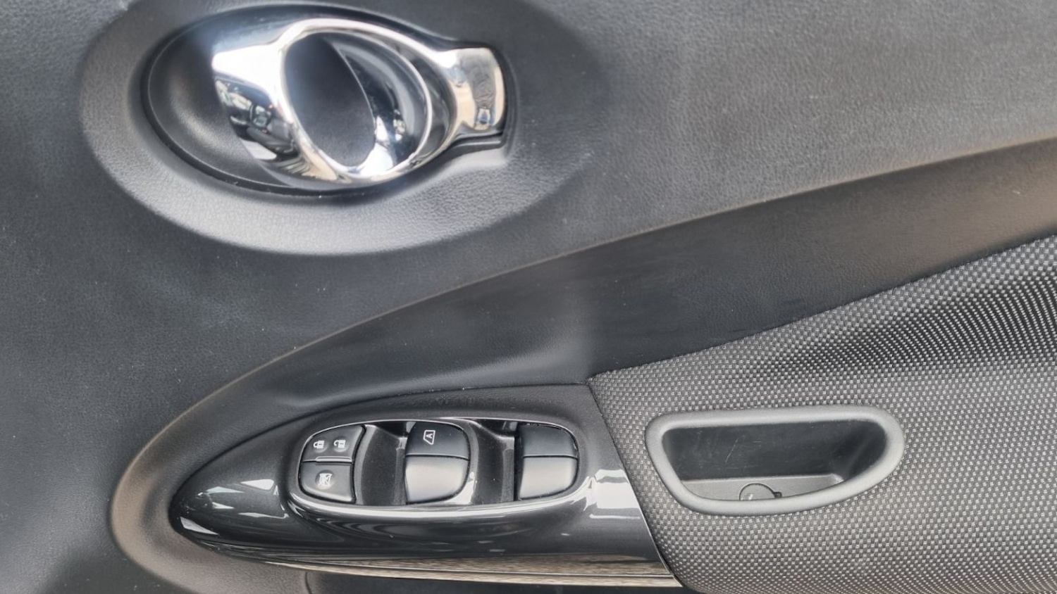 Used Nissan Juke 2017 for sale - 76329776: Photo 21