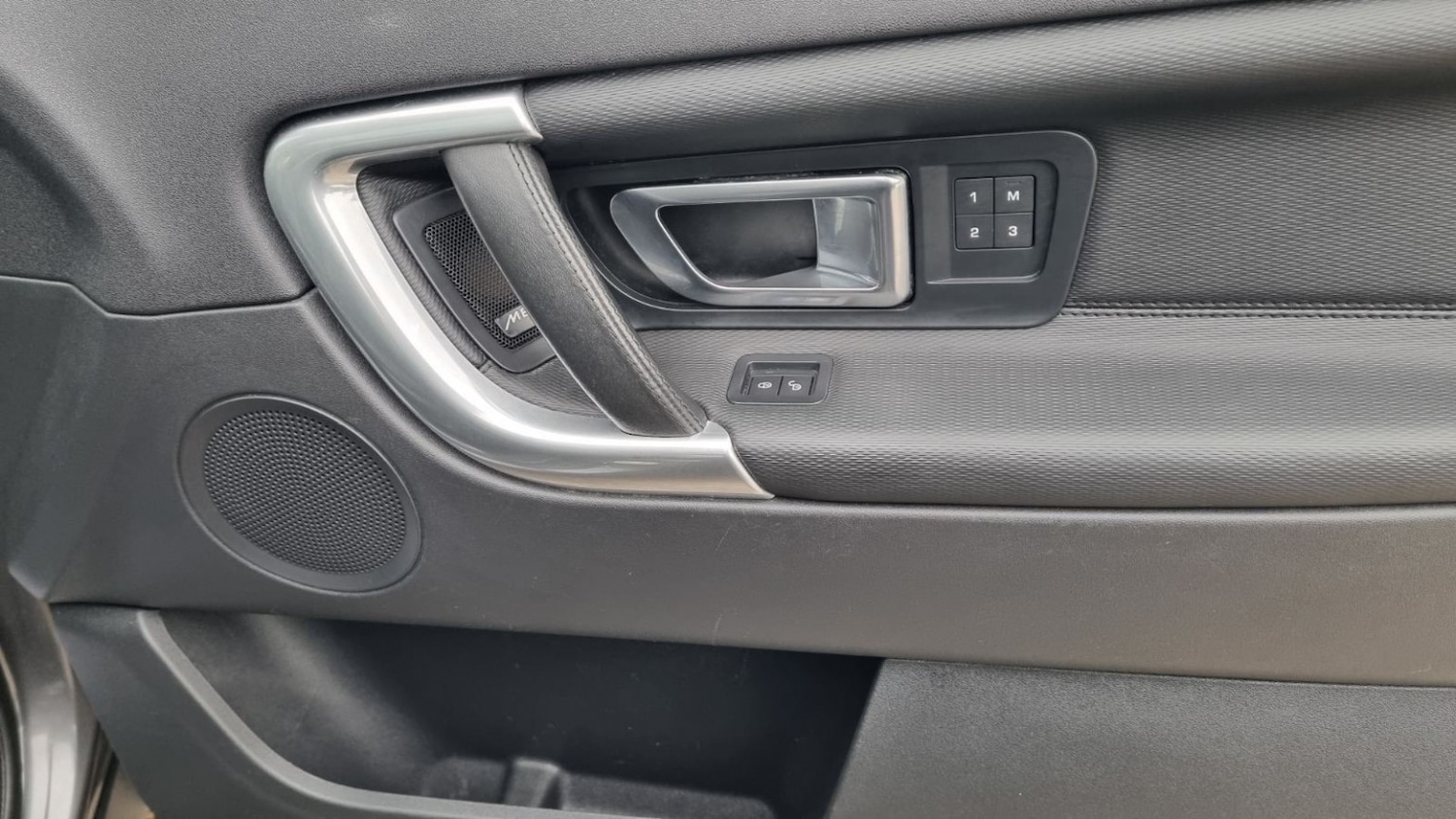 Used Land Rover Discovery Sport 2018 for sale - 77357241: Photo 26