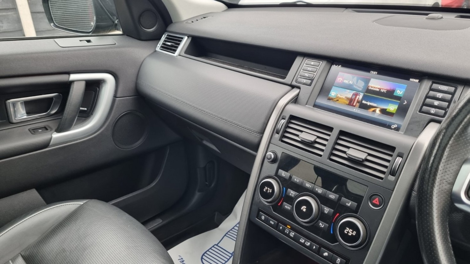 Used Land Rover Discovery Sport 2018 for sale - 77357241: Photo 46