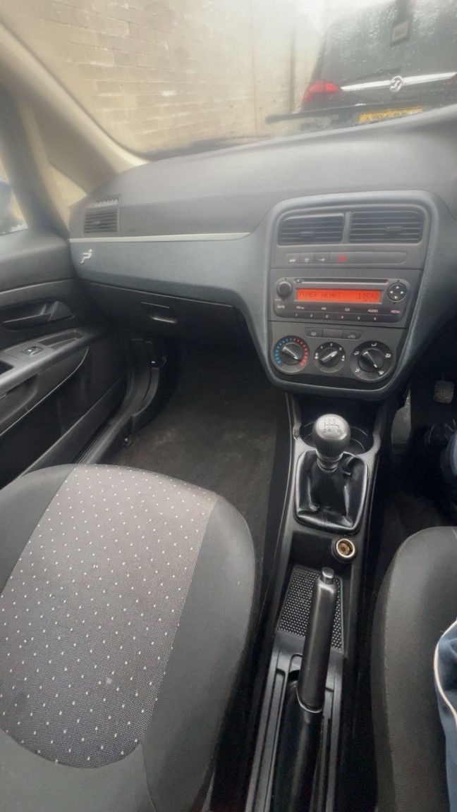 Used Fiat Grande Punto 2009 for sale - 77516077: Photo 11