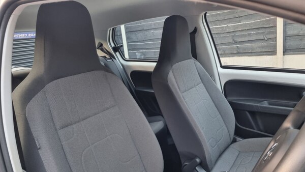 Used Volkswagen up! 2015 for sale - 76174110: Photo 19