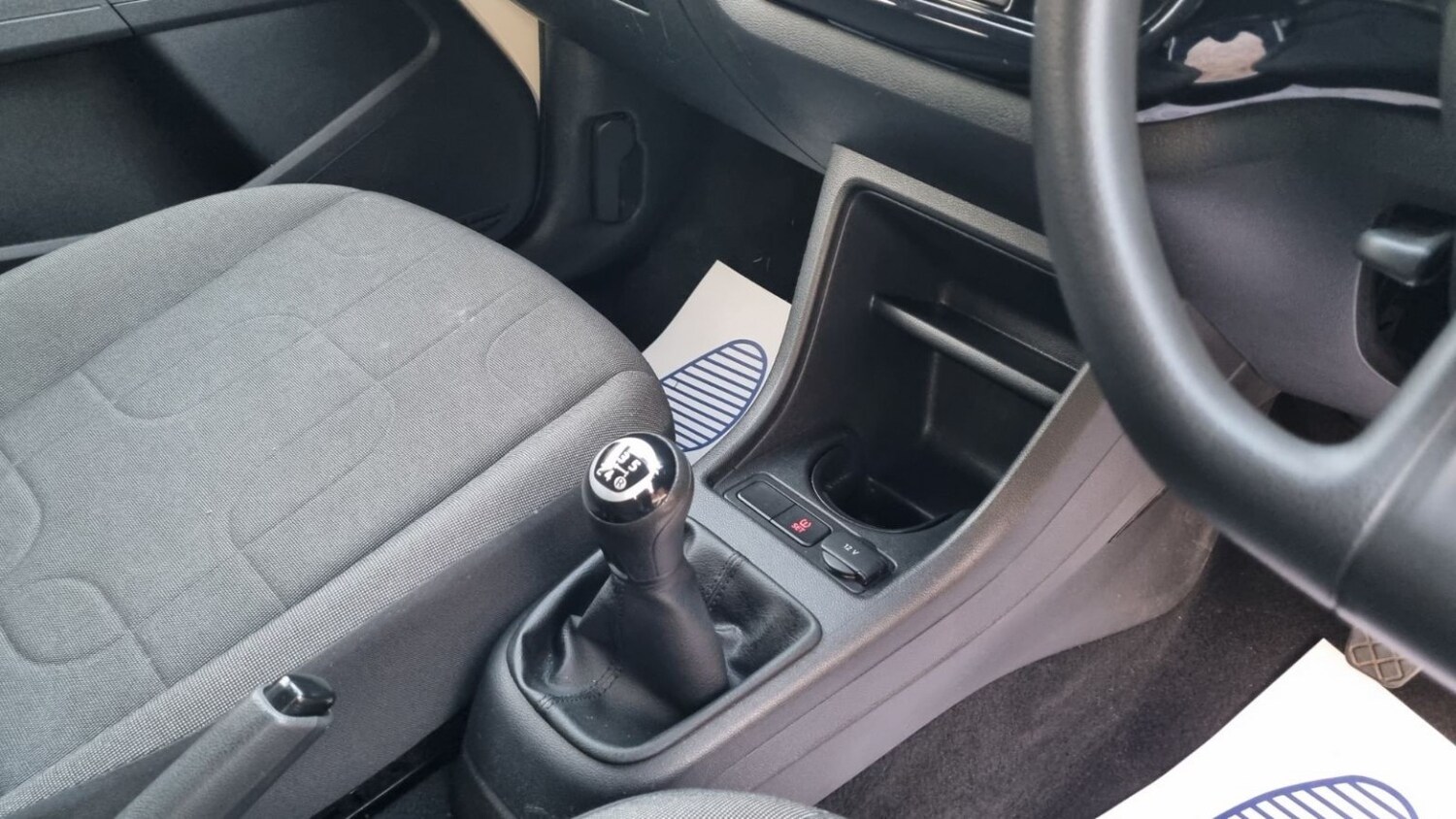 Used Volkswagen up! 2015 for sale - 76174110: Photo 37