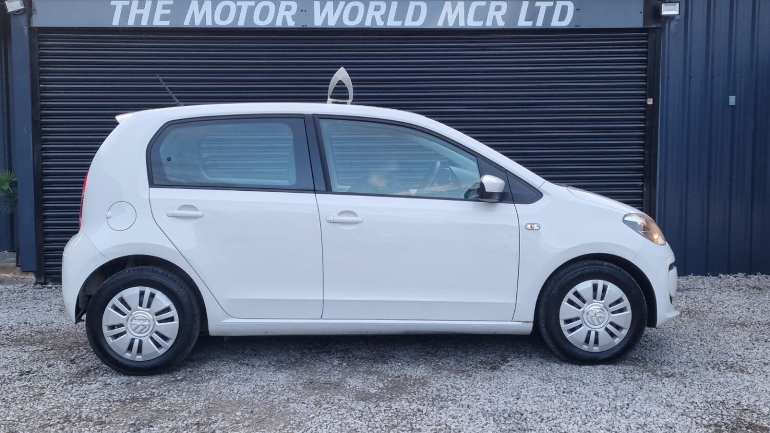 Used Volkswagen up! 2015 for sale - 76174110: Photo 4