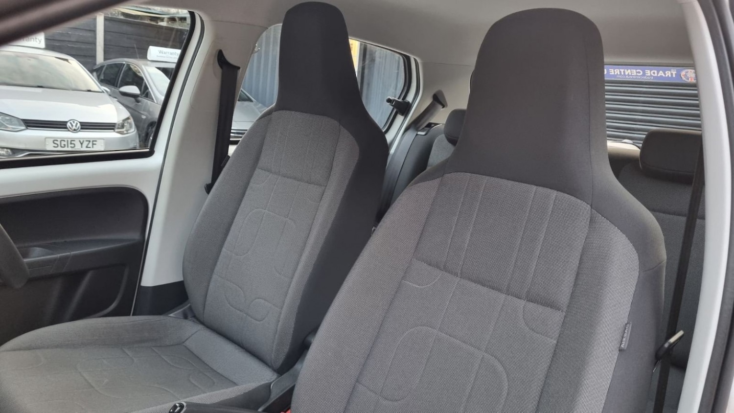 Used Volkswagen up! 2015 for sale - 76174110: Photo 42