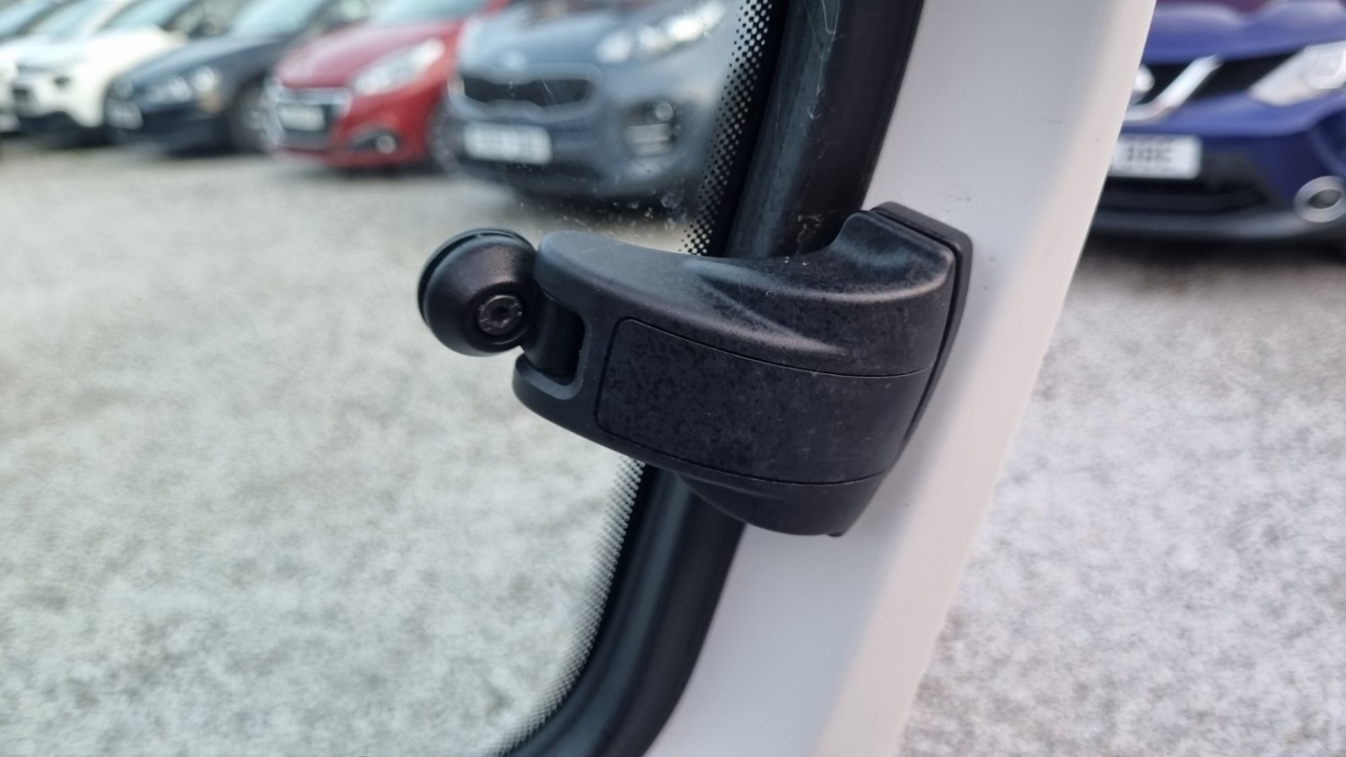 Used Volkswagen up! 2015 for sale - 76174110: Photo 54