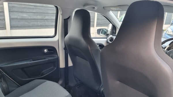 Used Volkswagen up! 2015 for sale - 76174110: Photo 55