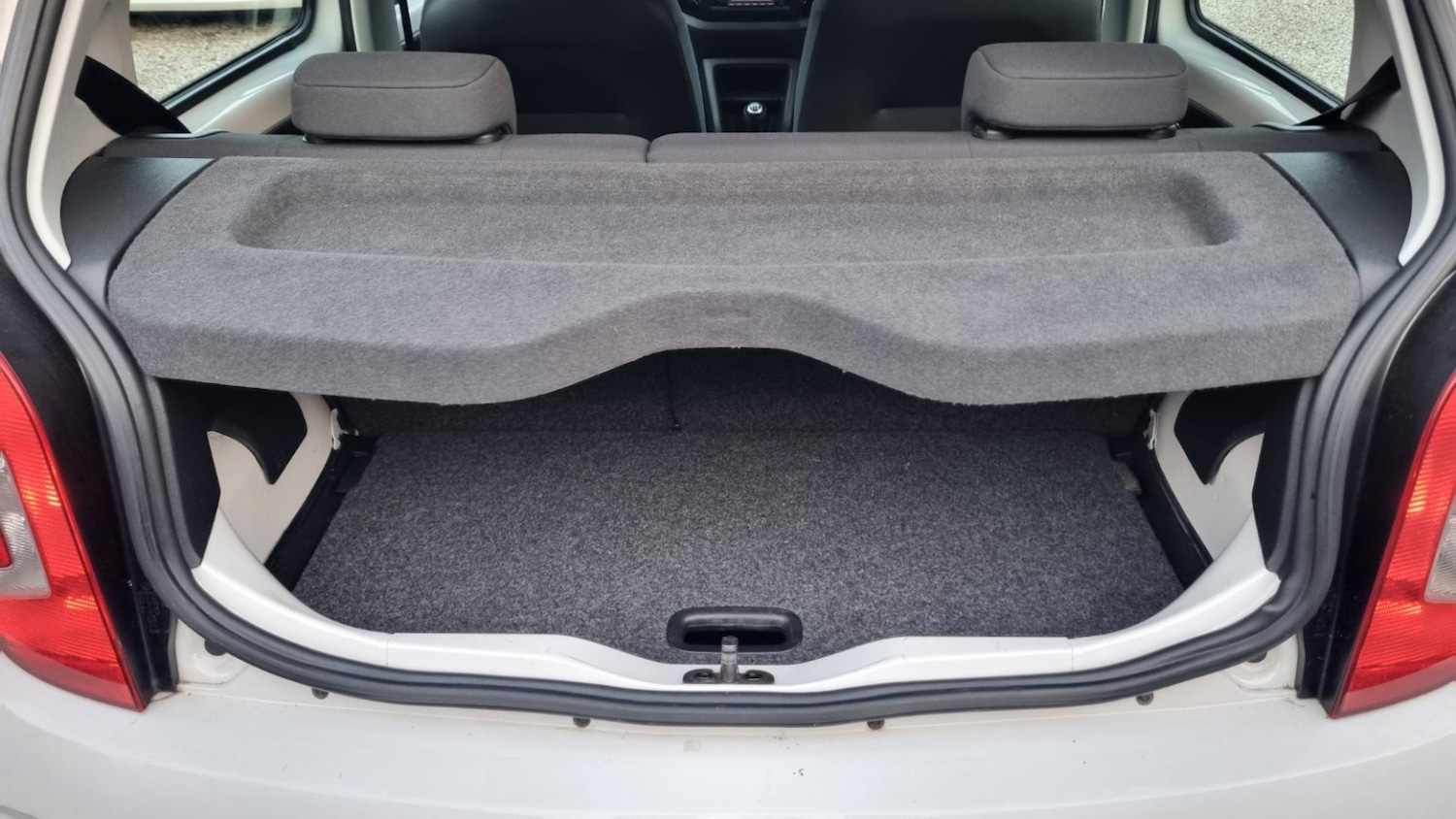 Used Volkswagen up! 2015 for sale - 76174110: Photo 58