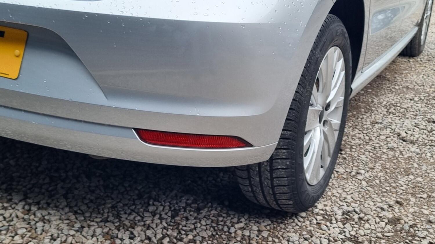 Used Volkswagen Polo 2015 for sale - 76082722: Photo 15