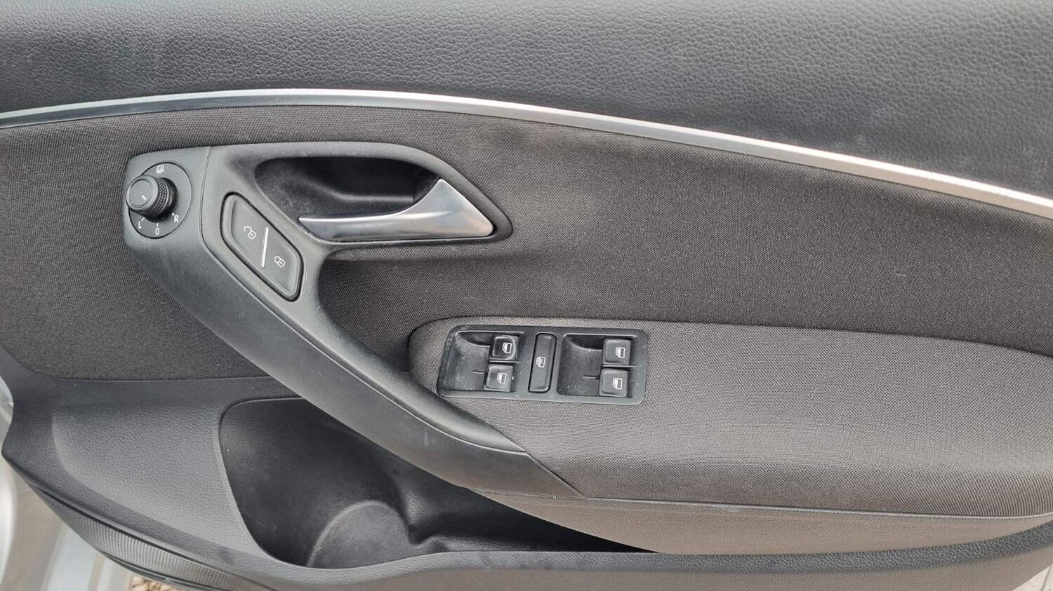 Used Volkswagen Polo 2015 for sale - 76082722: Photo 18