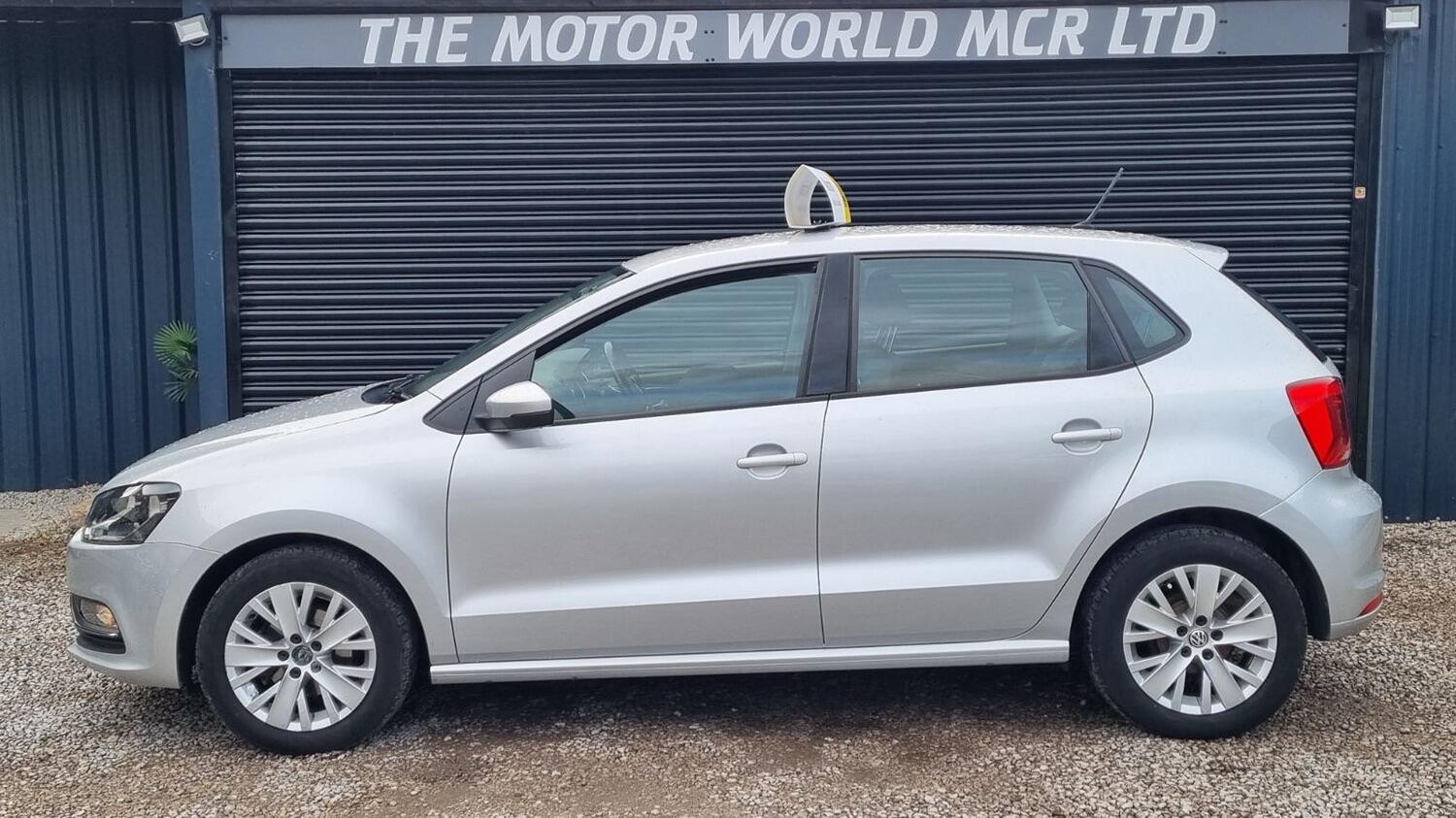 Used Volkswagen Polo 2015 for sale - 76082722: Photo 7