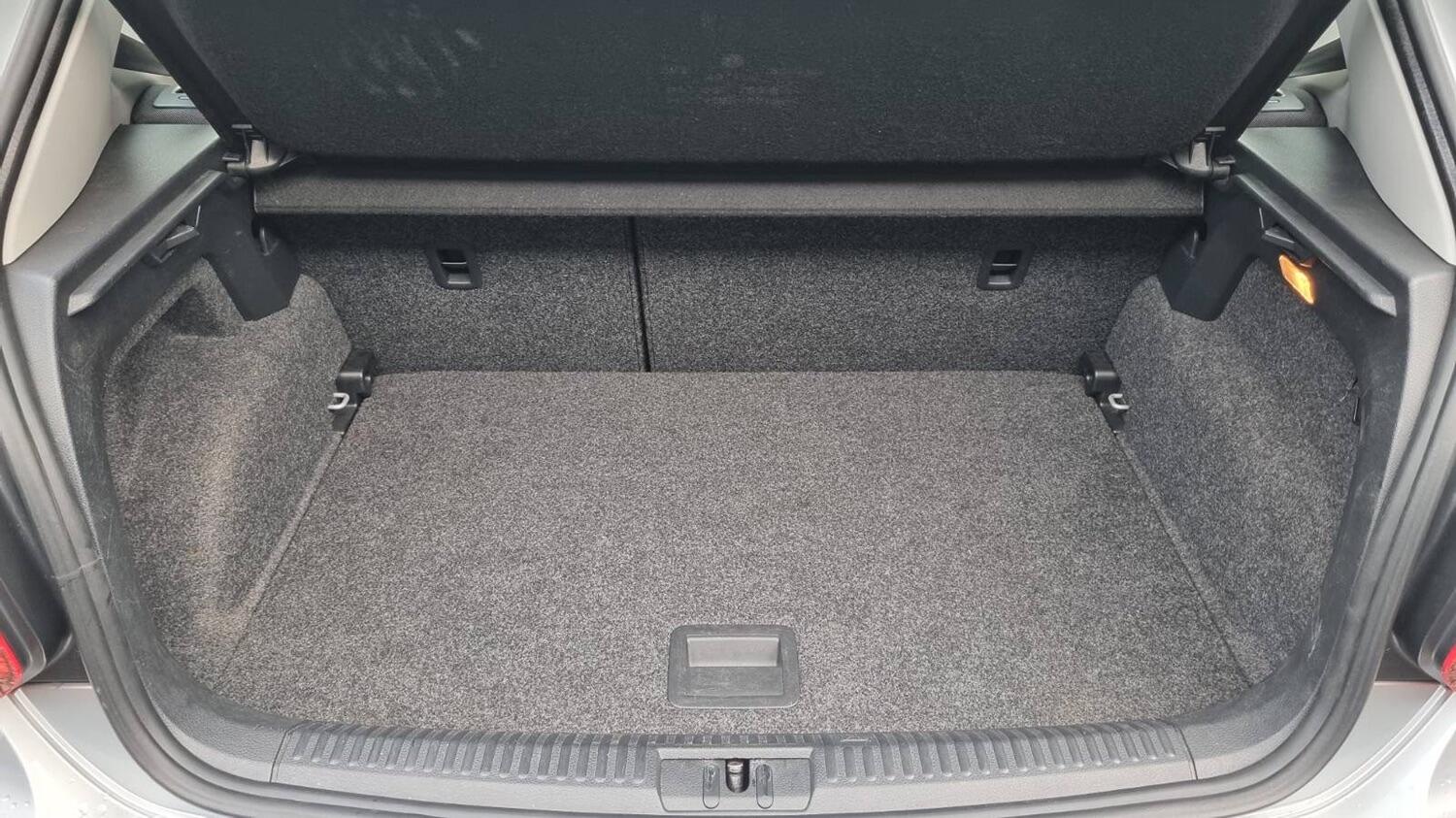 Used Volkswagen Polo 2015 for sale - 76082722: Photo 72
