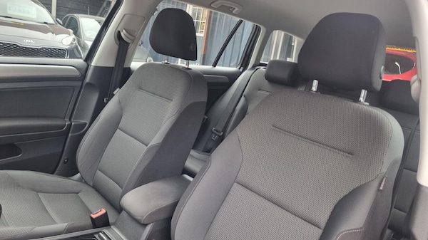 Used Volkswagen Golf 2016 for sale - 75650006: Photo 39