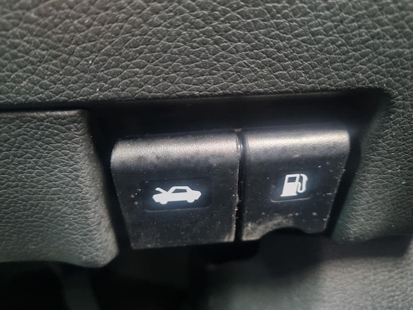 Used Nissan Qashqai 2016 for sale - 74608505: Photo 33