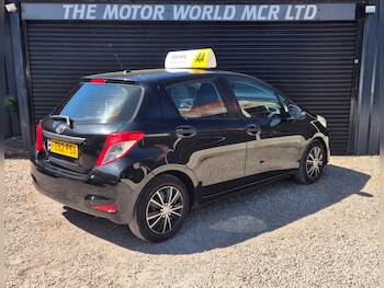 Used Toyota Yaris 2012 for sale - 78414938: Photo