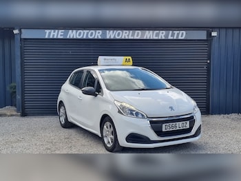 Used Peugeot 208 2017 for sale - 78540411: Photo