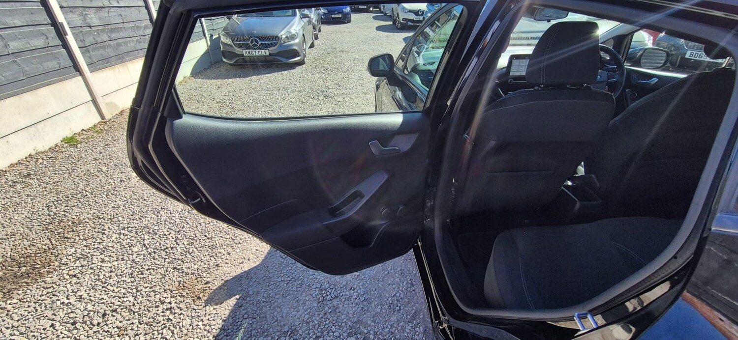 Used Ford Fiesta 2019 for sale - 78190622: Photo 33