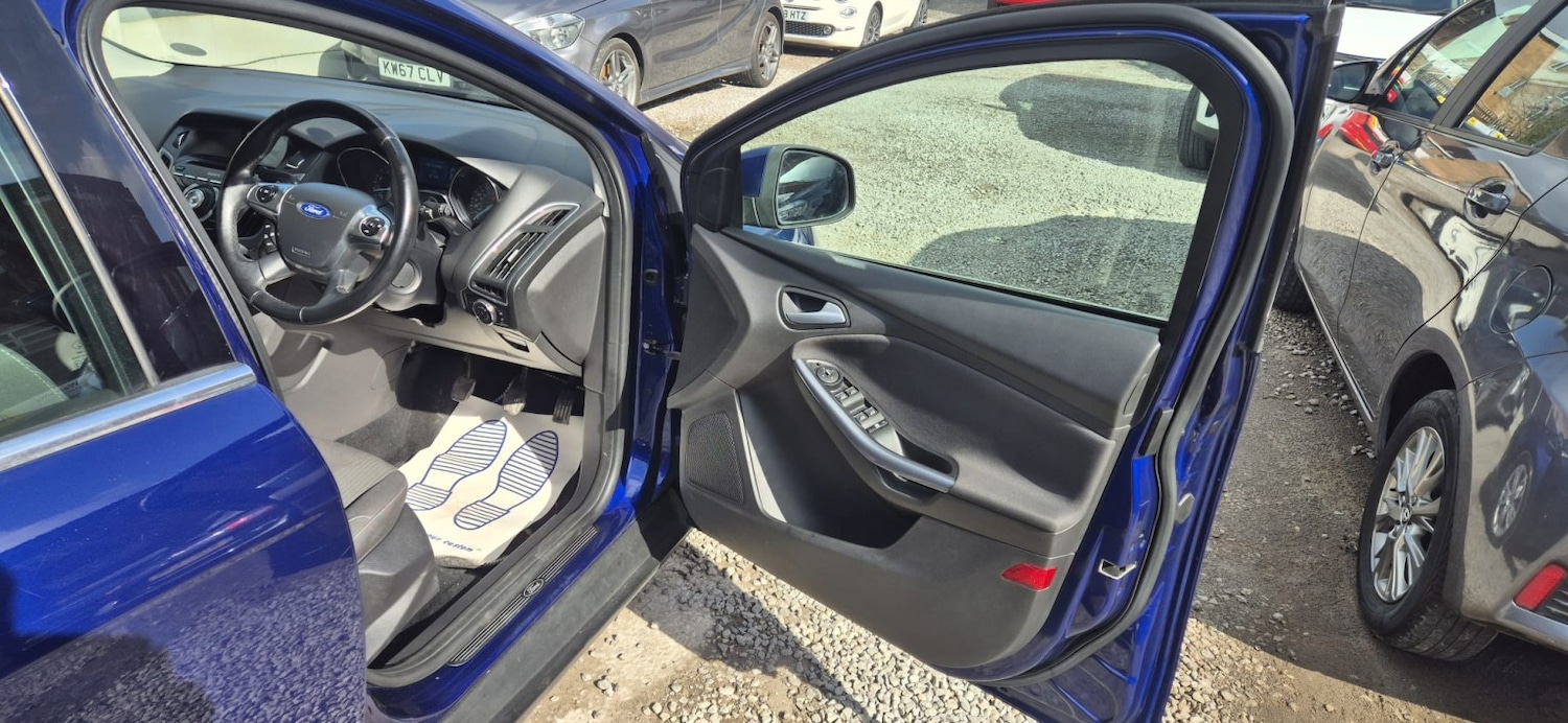 Used Ford Focus 2014 for sale - 78038934: Photo 10